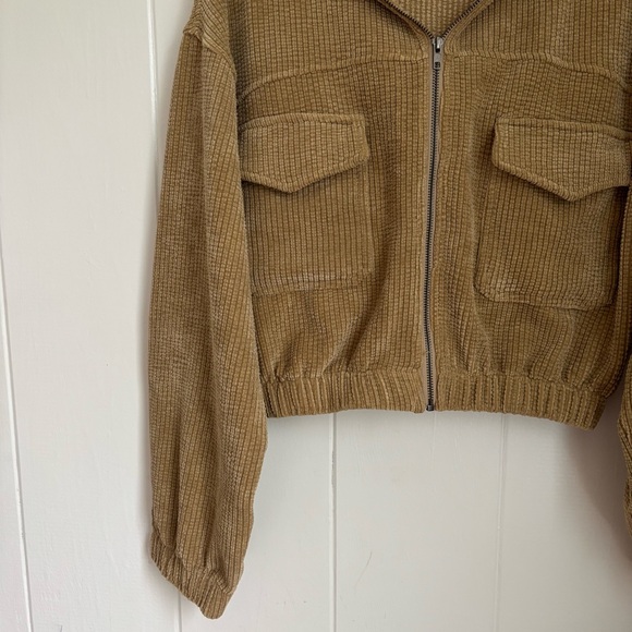Stylish Tan Corduroy Utility Jacket - Picture 5 of 6